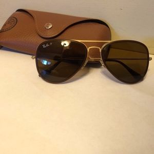 Ray-Ban Aviator Sunglasses - Polarized